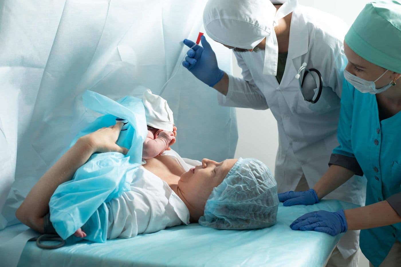 Parto con cesarea respetada